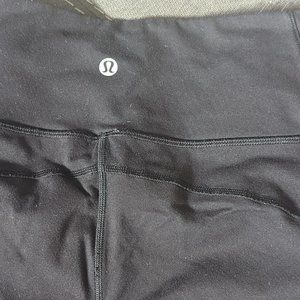 Lululemon Capri Workout Pants